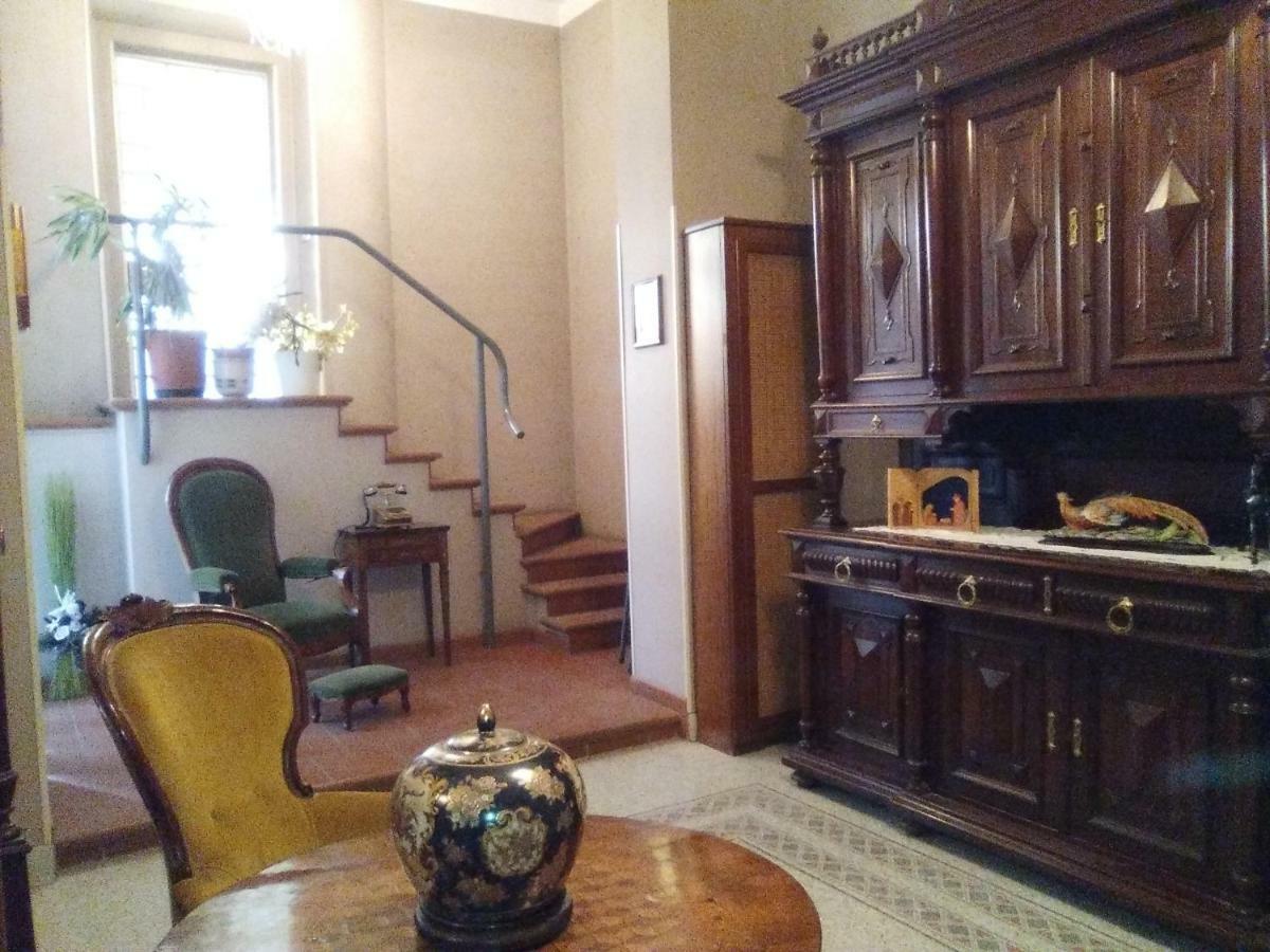 Bed and Breakfast Casa Di Nonna Верчеллі Екстер'єр фото